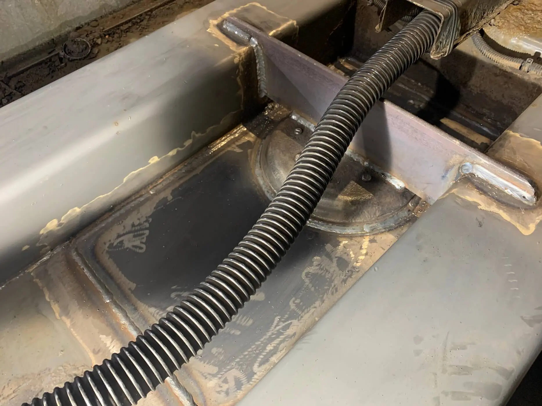 Plant, HGV Repair & On-Site Works - photo 1