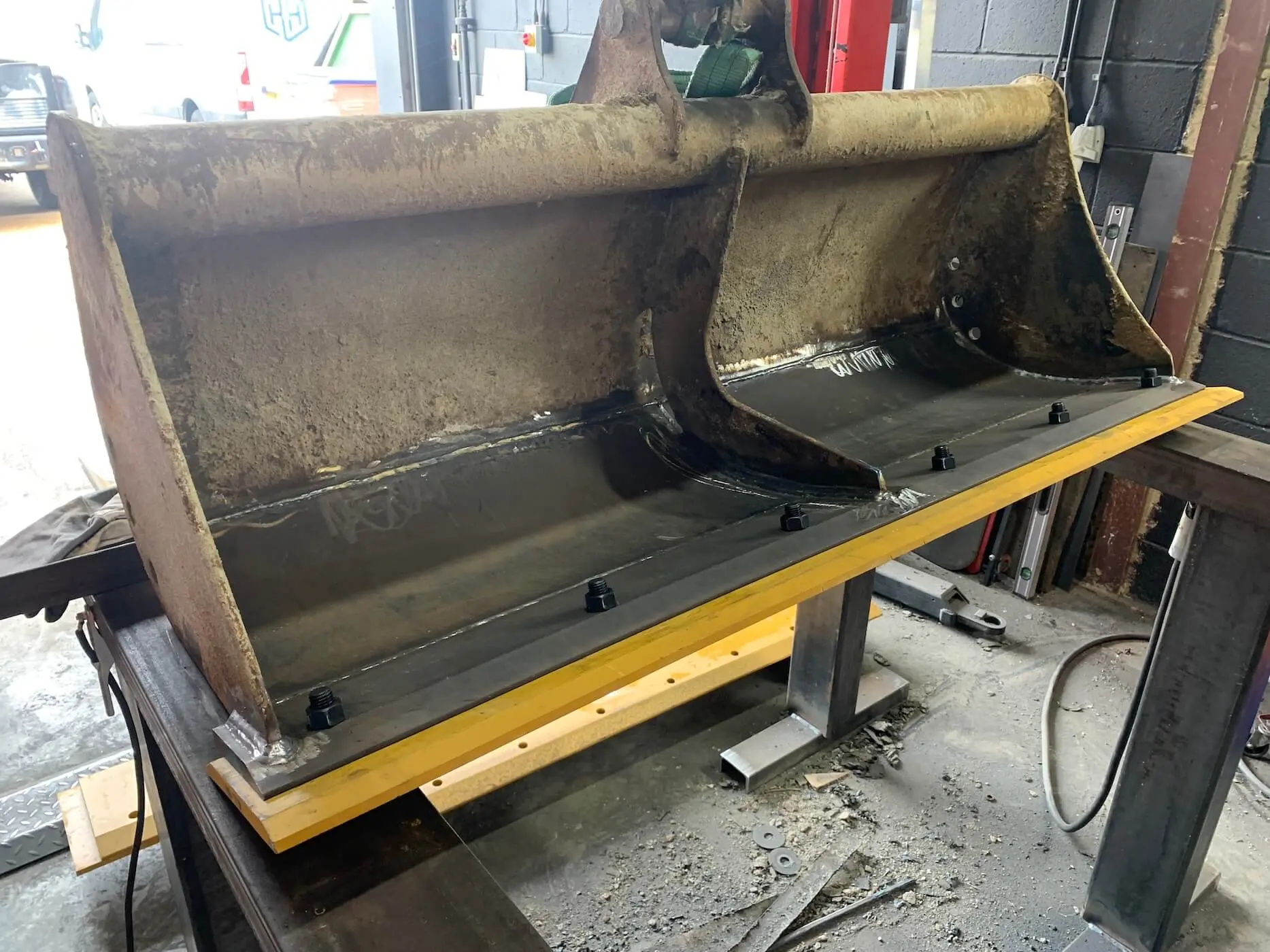 Plant, HGV Repair & On-Site Works - photo 50